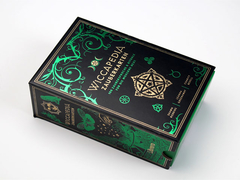 Rigid Sliding Box Paper Packaging With Tray And Green Foil Stamping for Magic Cards