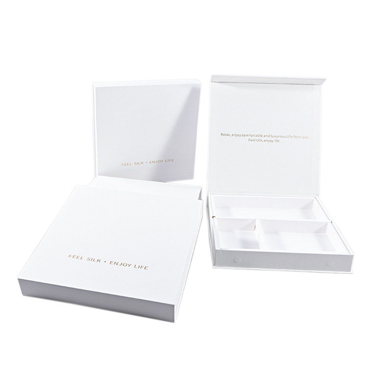 Classical White Closure Magnetic Gift Box For Silks Patch Pillows