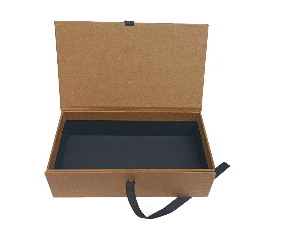 Eco Friendly Nature Cardboard Gift Box Black Printing Ribbon Closure
