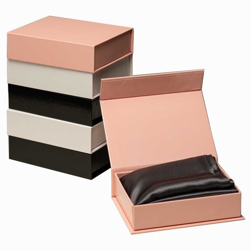 High Glossy Pink Chipboard Magnetic Closure Gift Box