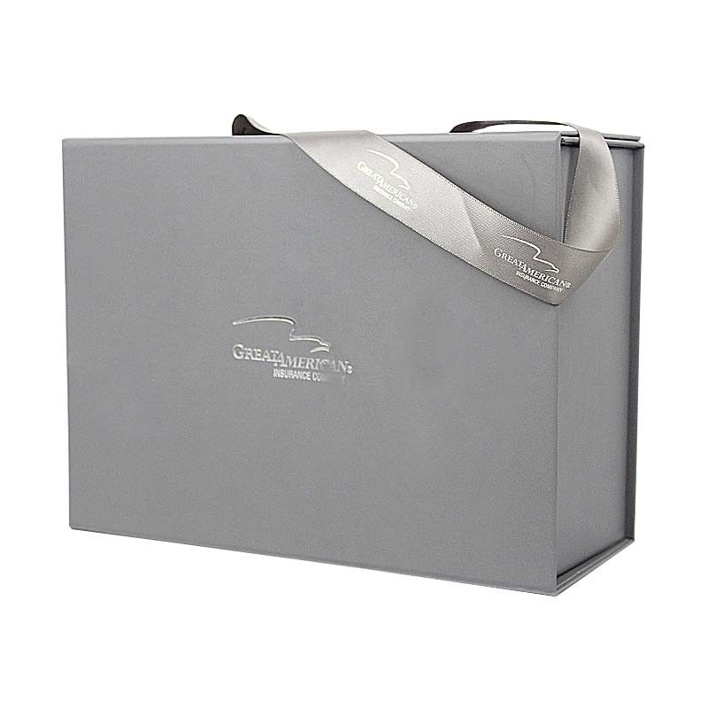 Luxury Silver Folding Gift Box Custom Foil Stamping Logo With Ribbon Handle