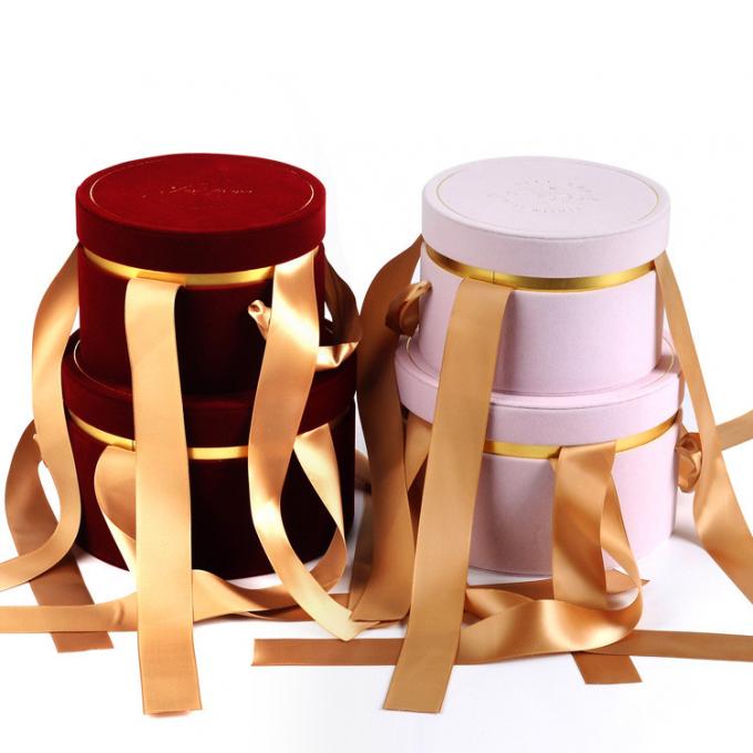 Red Cylindar Candy Packaging Box With Ribbon Tied Velevt Gift 0