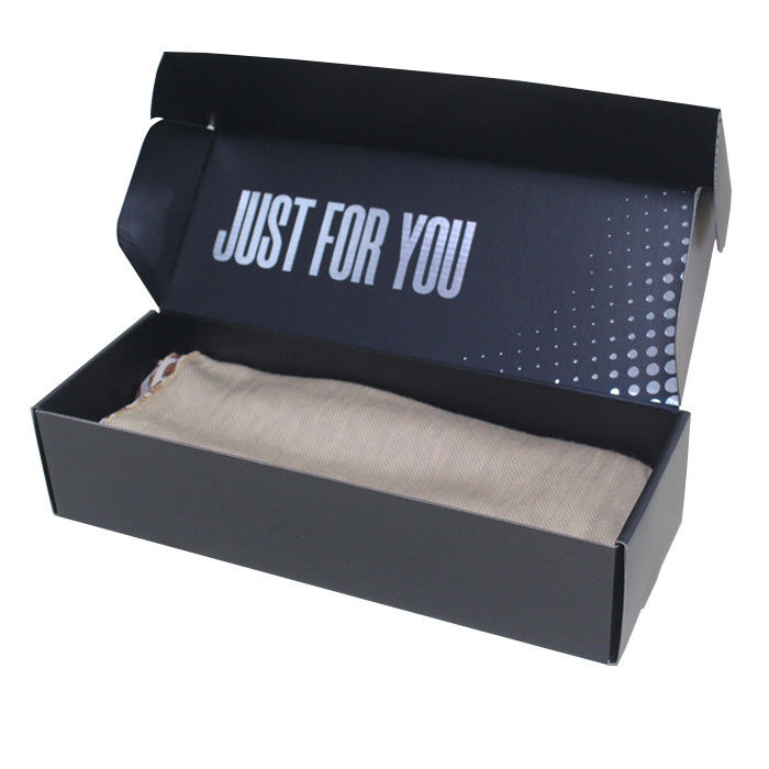 Black Flat Cardboard Mailer Boxes Custom Silver Foil Stamping Surface