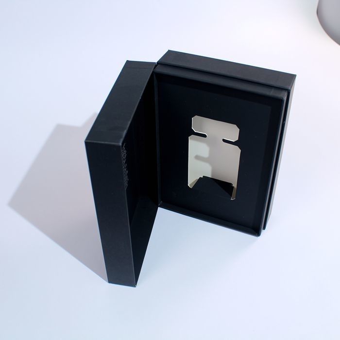 White And Black Perfume Gift Box Small Packaging Boxes fit for skincare with  custom logo