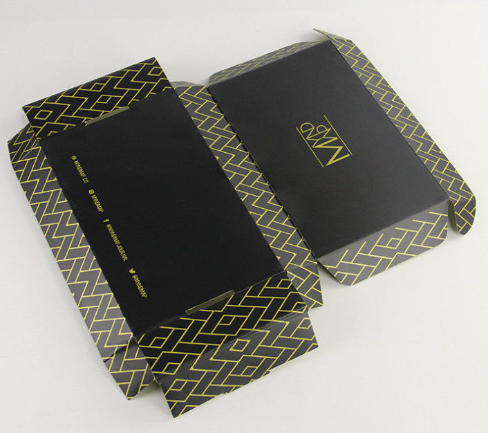 7x5x2 Corrugated Colored Mailer Boxes For Garments Cloth Shipping