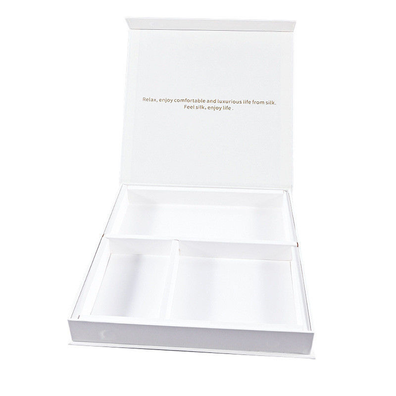 Classical White Closure Magnetic Gift Box For Silks Patch Pillows