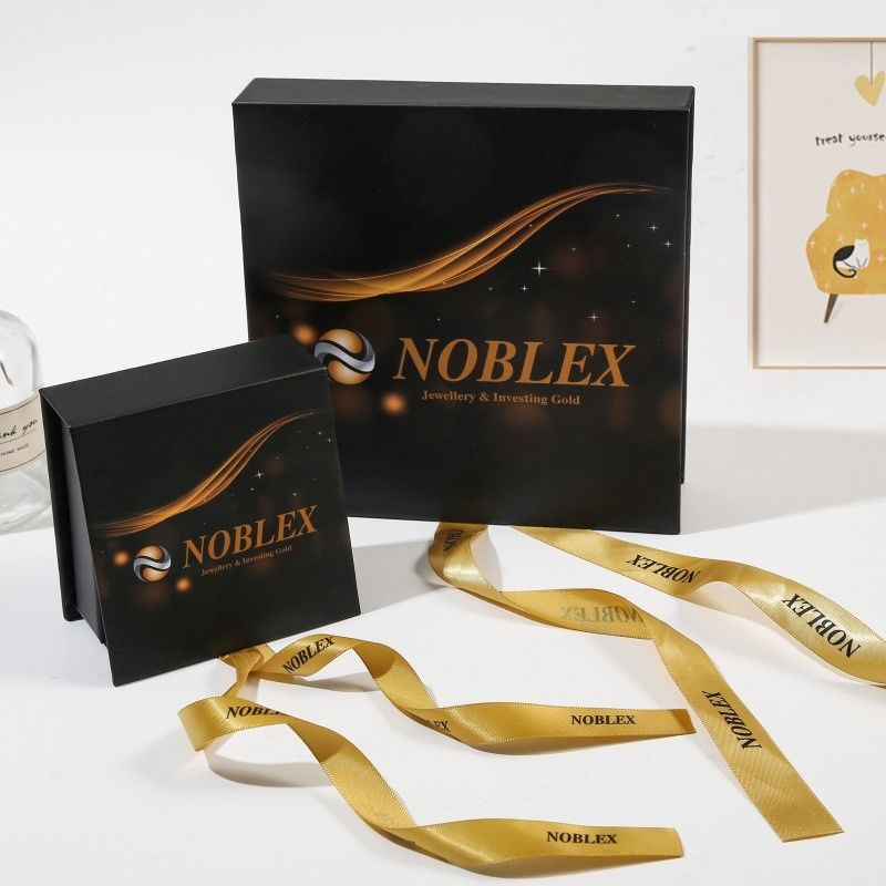 Custom Retail Product Packaging Boxes With Ribbon and gift bag