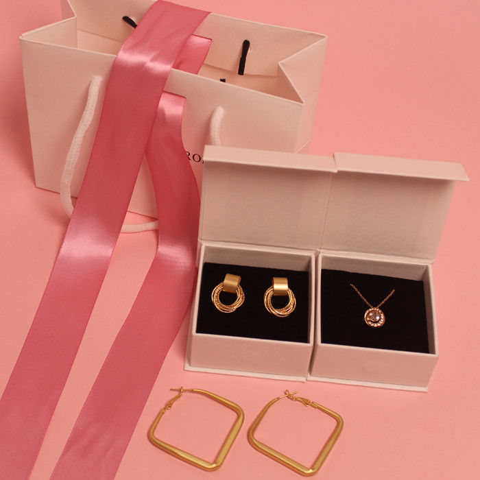 White Black Earing Jewelry Packaging Box UV Coating