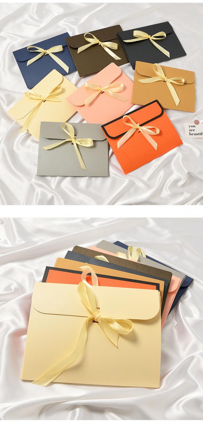 Custom Retail Product Packaging Boxes With Ribbon and gift bag 0