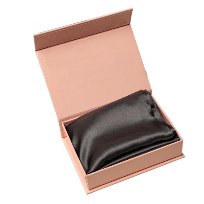 High Glossy Pink Chipboard Magnetic Closure Gift Box 2