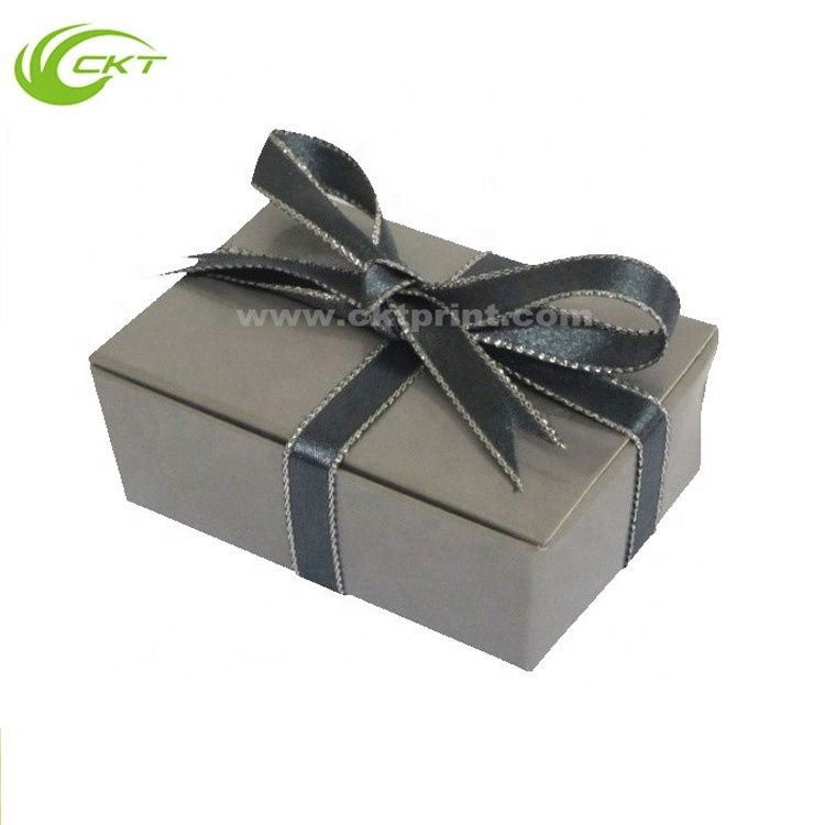 Luxury Chocolate Candy Packaging Gift Boxes With Ribbon , Recycled Paperboard Rectangular Packaging Box