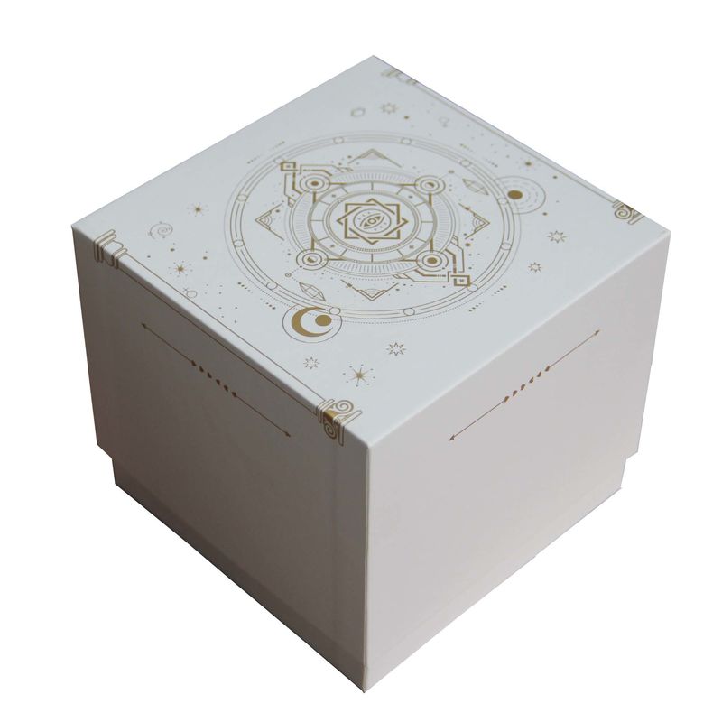 Customizable White Rigid Candle Box Golden Foil Stamping White Foam Insert
