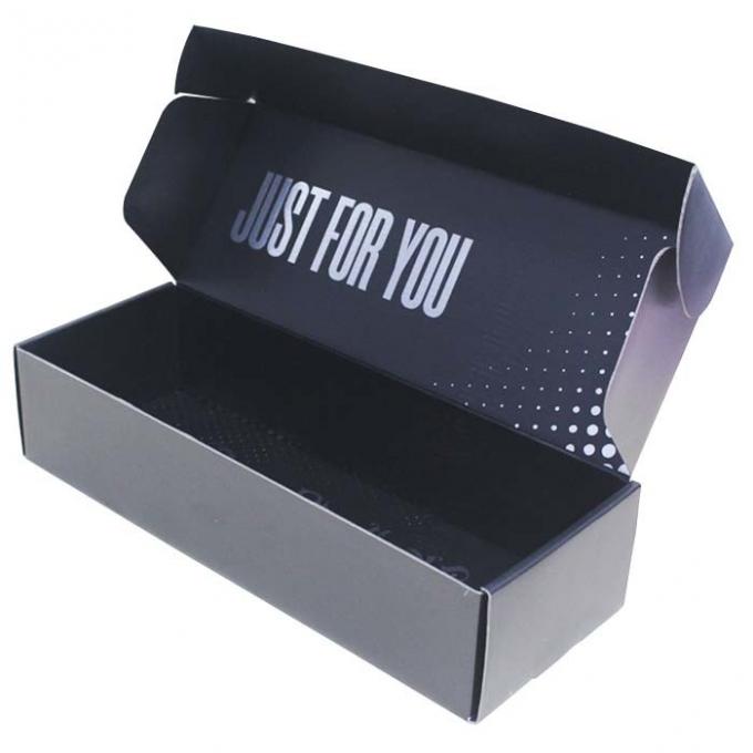 Black Flat Cardboard Mailer Boxes Custom Silver Foil Stamping Surface 1